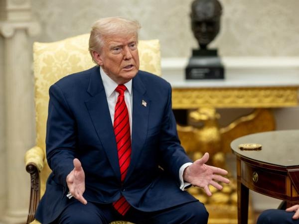 Trump impõe tarifa de 50% ao Brasil e acusa governo Lula de ameaçar segurança dos EUA