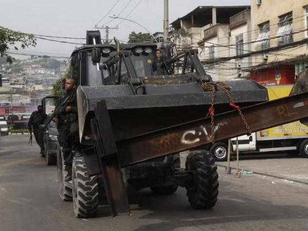 EUA podem classificar PCC e CV como organizações terroristas; governo Lula vê risco à ''soberania''