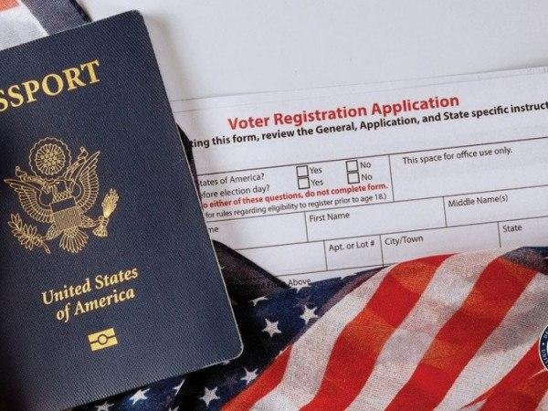 Governo Trump anuncia mudanças na prova de cidadania dos EUA e no sistema de vistos H-1B