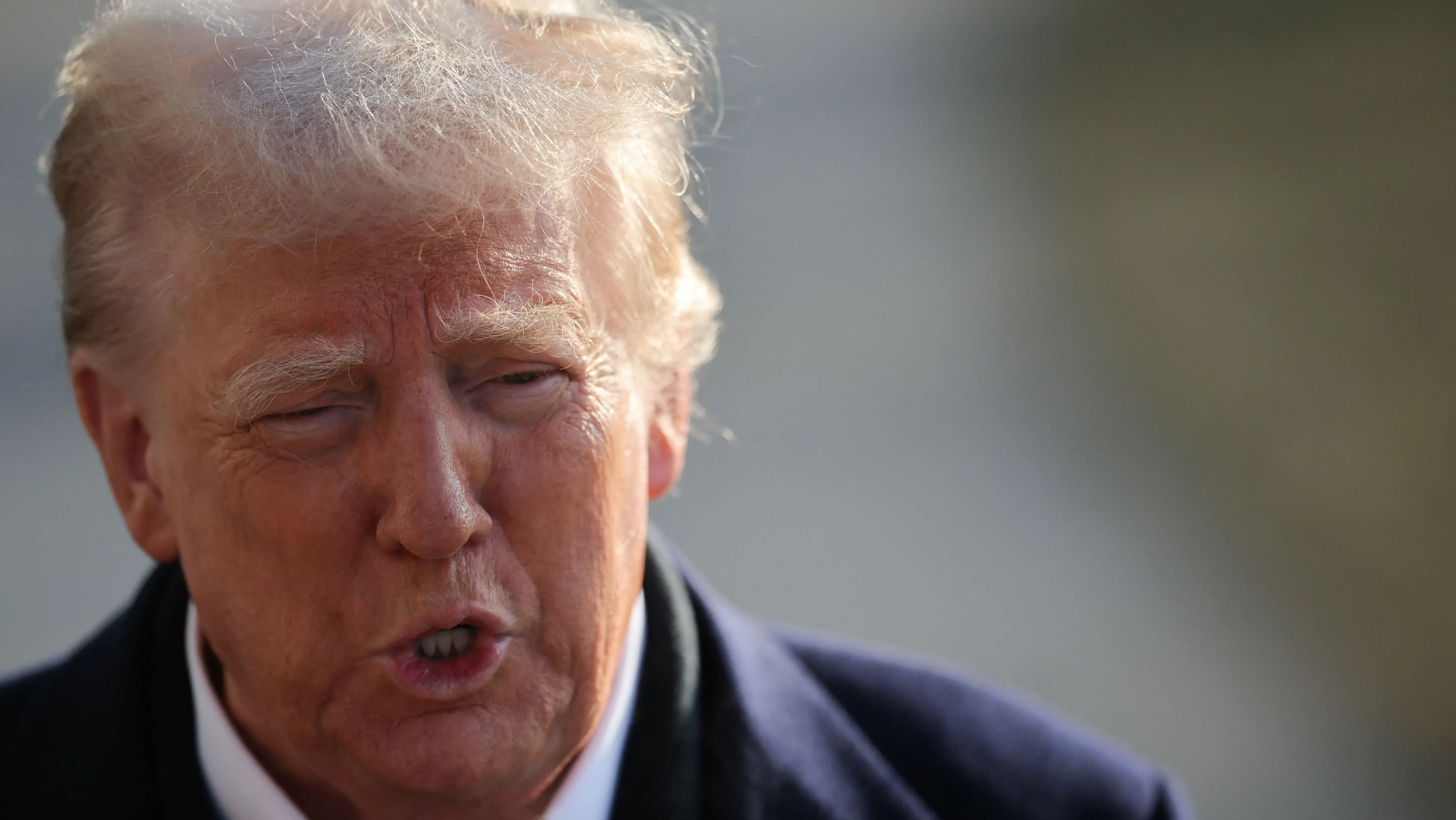 **Trump promete as menores taxas do mundo para empresas que produzirem nos EUA**