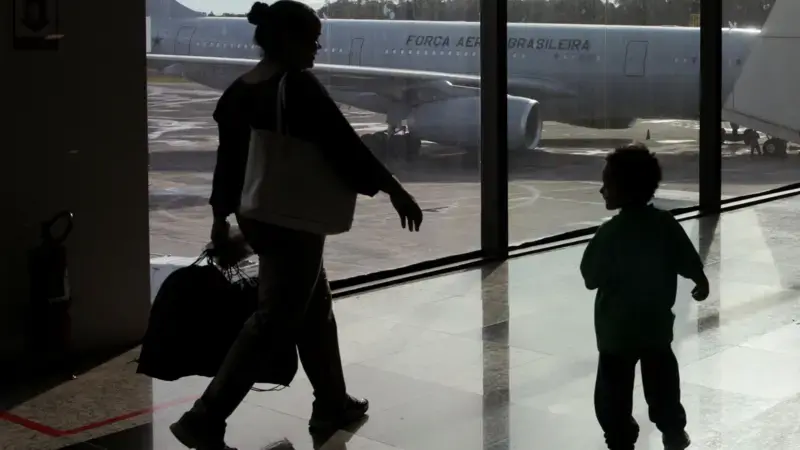 Brasil endurece tom com Trump: por que deportações são 1ª crise do novo governo dos EUA com América Latina