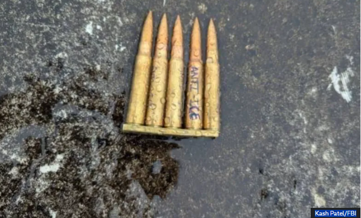 Atirador abre fogo contra centro do ICE em Dallas; um detento morre e dois ficam gravemente feridos