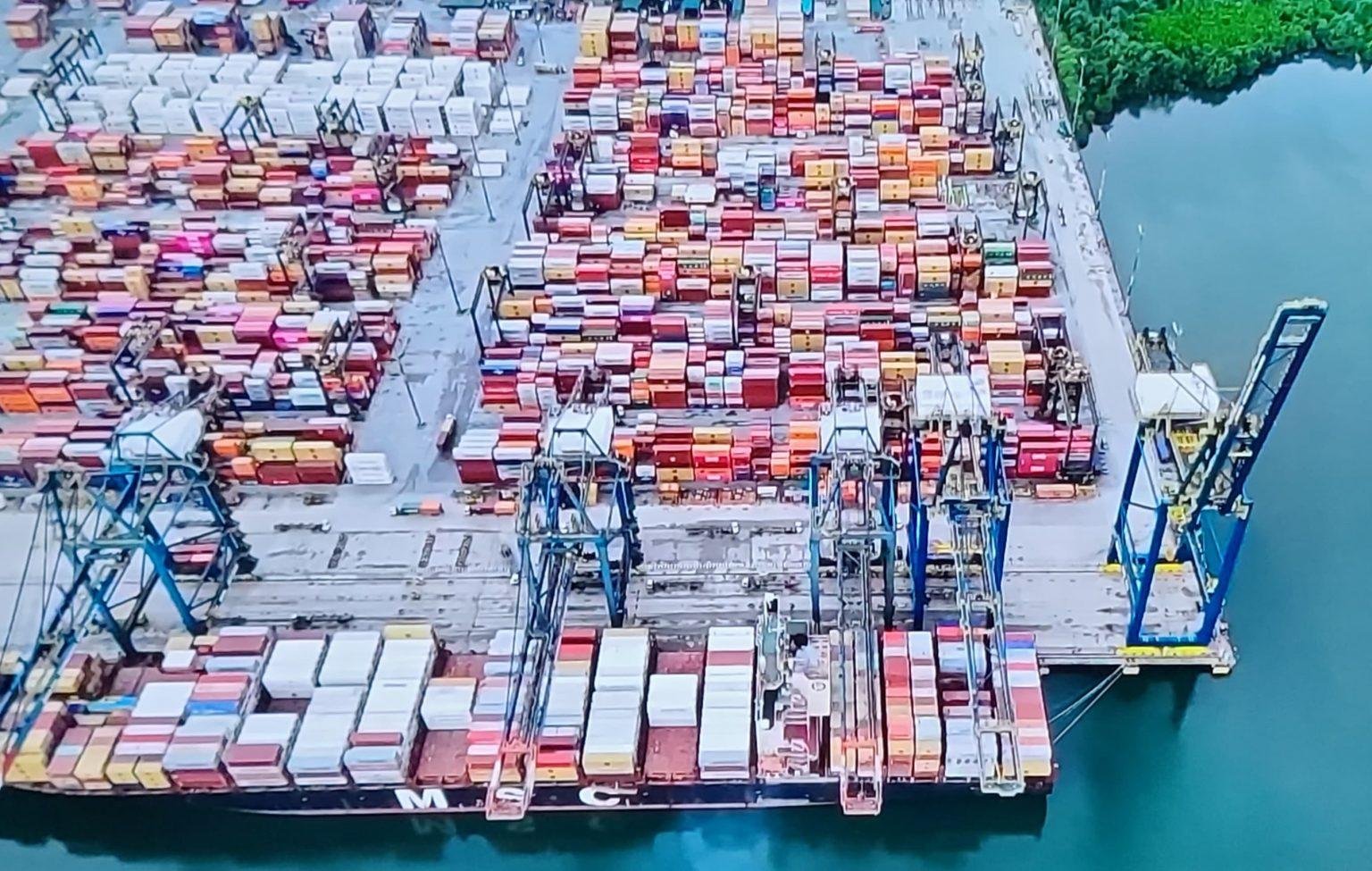 EUA e China estendem trégua tarifária por 90 dias e evitam escalada nas taxas